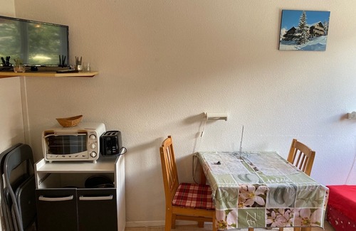 Saint-Etienne-en-Devoluy Apartment | Small family studio on the slopes of superdevoluy