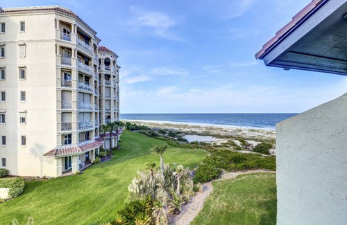 American Beach Apartment | Hotel Side Condo at Amelia Island Plantation with Balcony, WiFi & Shared Pool