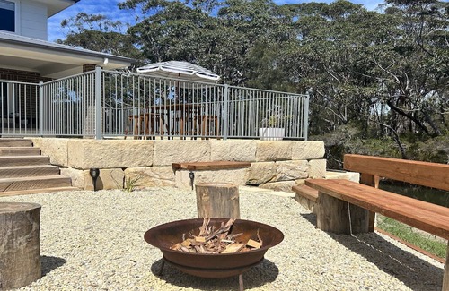 Sussex Inlet House | Sandy Quays - Stunning Waterfront Property