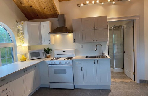 Gagetown Apartment | On the Rocks Gagetown NB "The Chalet Experience" 3 Waterfront Vacation Rentals