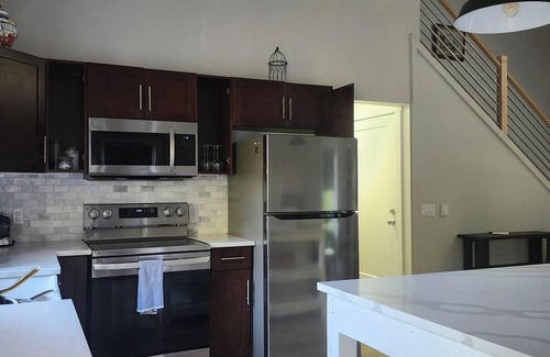 Halifax County House | Lovely Lake Echo