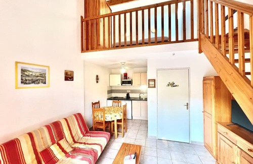 Calvisson Apartment | Le Soleil du Mas, 2 guests, Pool in Calvisson