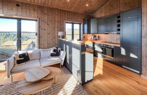 Kroderen House | Stunning home in Noresund with sauna