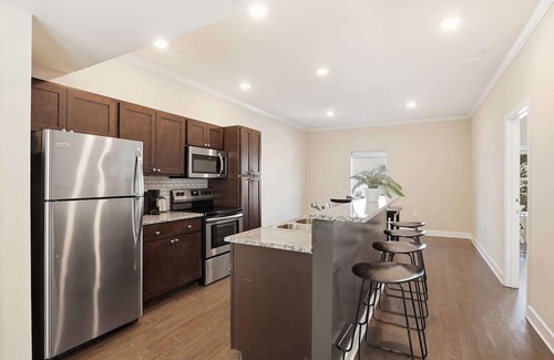 Central House | Spacious Comfort | 7 min to Clemson University!