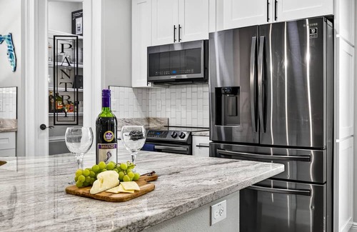 Odessa House | Drift & Dwell | Modern Lakehouse Retreat