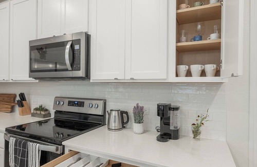 Bastrop House | Spacious Bastrop Furnished Stay Corporate Rental All Inclusive