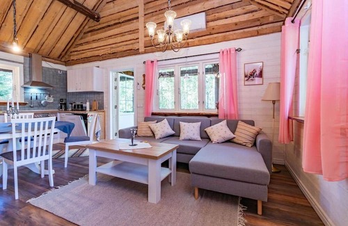 Sunne Municipality House | VAR103 Sunne - Norra Höjden 21