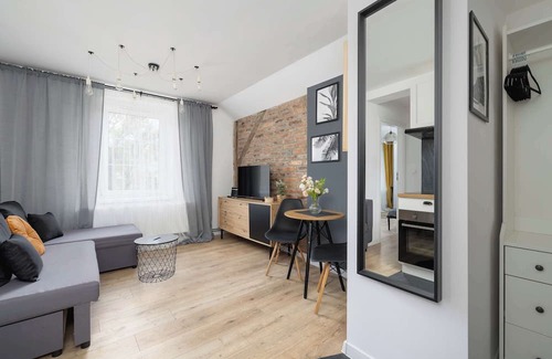 Czeladz Apartment | Betonowa 4 Czeladź | Brick Cozy Apartment | Remote Work