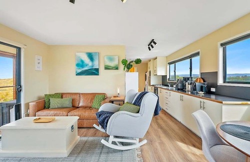 Dolphin Sands Resort | Six-Ten Shores ~ Direct Beach Access!