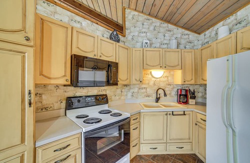 Stambaugh House | All-Season Adventures! Chicaugon Lakefront Gem