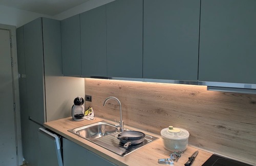 Isolaccia Apartment | Apartment '3' with Mountain View, Shared Garden and Wi-Fi