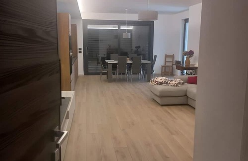 Castello dell'Acqua Apartment | Apartment 'Laris' with Mountain View, Balcony and Wi-Fi