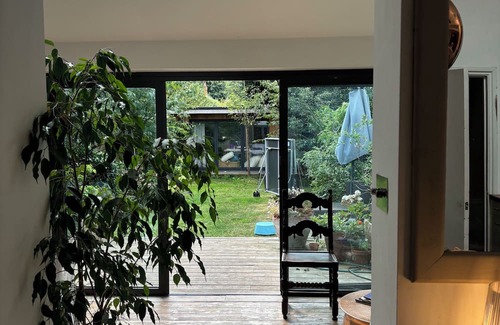 Richmond-upon-Thames House | Teddington Lock. Spacious Family Home