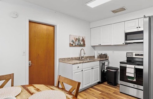 Central - Terry House | Cozy Downtown Billings - Main Level