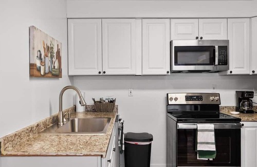 Central - Terry House | Cozy Downtown Billings - Main Level