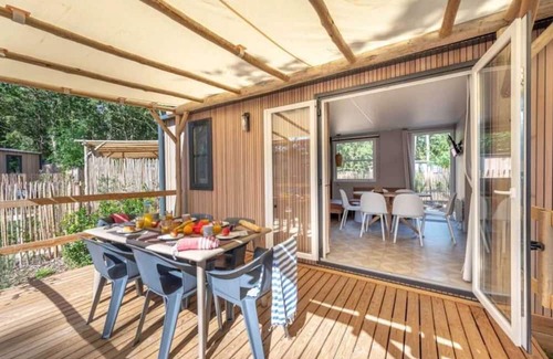 Saint-Hilaire-de-Riez House | Camping 4 étoiles - Piscine - efbdei