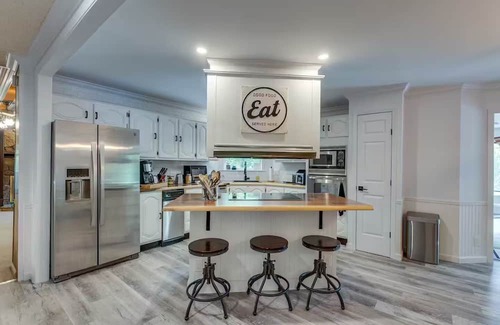 Kedron House | Boston Theta Springs