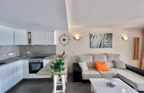 Santiago del Teide Apartment | Neptuno Pool and Beach Experience by Sydney