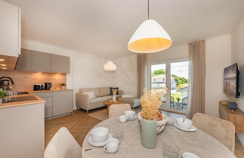 Ueckeritz Apartment | High-quality vacation home "Domizil zum Lerchengrund 05" in Ückeritz with balcony and