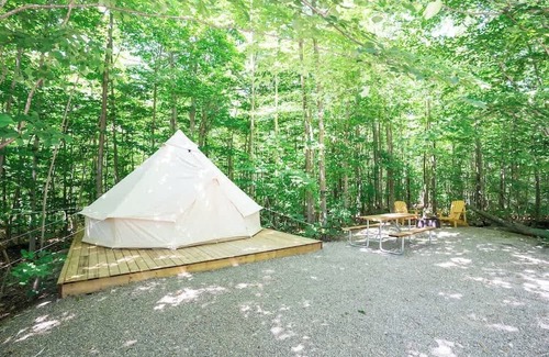 Miller Lake House | Boho Glamping near Tobermory