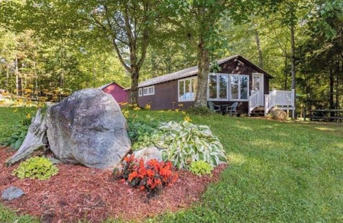 Post Mills Cabin | Lake Cabin in Vermont with WiFi