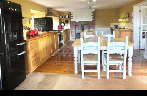 Llandysul Cottage | Valley view retreat
