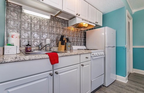 Little River Condo | Cozy 1-bedroom condo with AC, WiFi in charming Little River