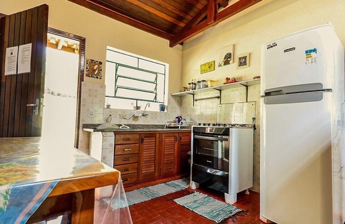 Ibiuna House | Sítio bem equipado c lazer completo,WiFi e lareira