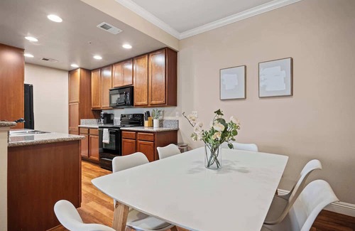 Reno/Tahoe Airport Apartment | Luxury 2BR 2BA Apartment with Pool, Gym & Theater