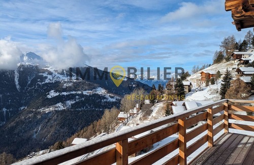 Chandolin Ski Chalet | Charming authentic and warm chalet with 4 bedrooms – Ideal for 6 people.This chalet combines comfort