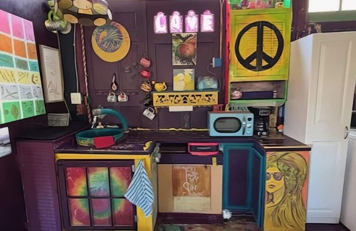 Bristol House | Cozy Hippie Hideaway in the Heart of Bristol