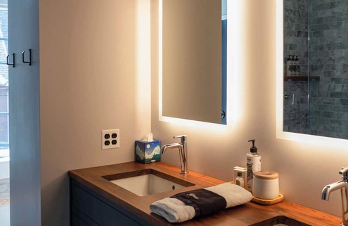 Johnstown Apartment | Cozy Industrial Chic Studio in Wonderful Johnstown, OH