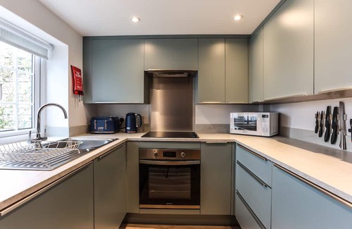 East Wittering Cottage | Wallaby- East Wittering Fisherman's Cottage