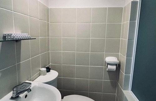 San Jose Apartment | Studio with City view,few minutes to Skyranch and Peoples Park and PicnicGroove