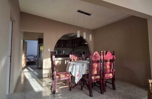 Sonsonate House | Charming house with WiFi in delightful Sonsonate