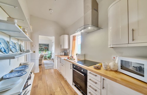 Mappowder Cottage | Maple Cottage - sleeps 4 guests in 2 bedrooms