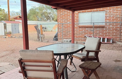 Midtown House | Charming 2-bedroom house with AC, WiFi in awesome Tucson