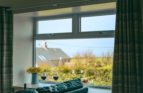 St Ives Apartment | Peace and tranquility just 5 mins from stunning St. Ives