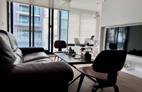 Pocitos Apartment | Charming 2-bedroom apartment in gorgeous Montevideo with AC, WiFi