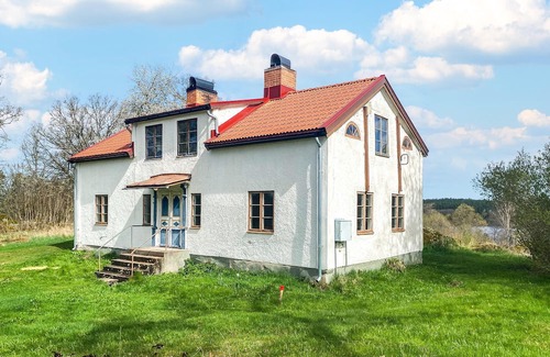 Morlunda House | 1 bedroom amazing home in Mörlunda