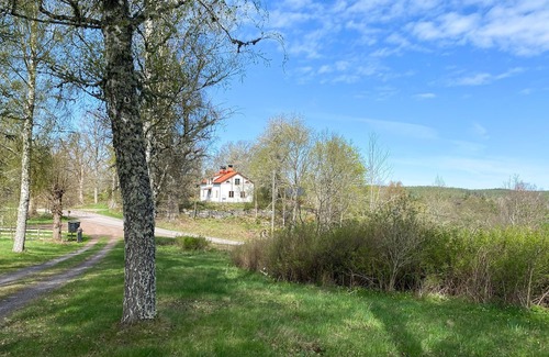 Morlunda House | 1 bedroom amazing home in Mörlunda