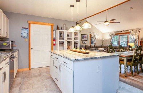 Prattsburgh House | Private Oasis|15 acres|Fireplace|Fire Pit|Hiking|Wine Tasting|Pet Friendly
