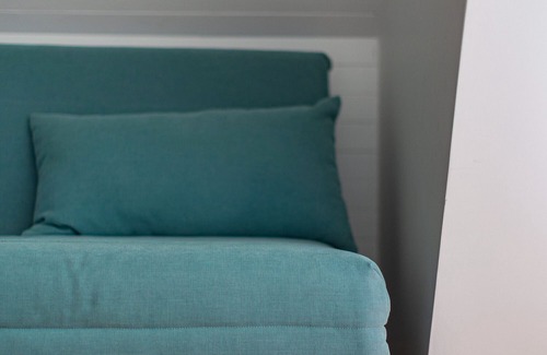 Coulounieix-Chamiers House | Holiday Home 'La Parenthèse Enchantée' with Private Terrace, Private Garden and Wi-Fi