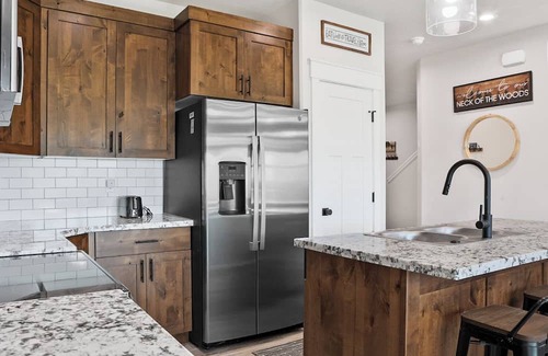 Ashton House | Yellowstone Gateway Retreat