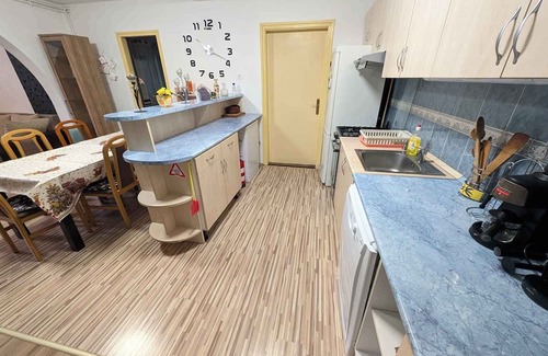 Sagvar House | Holiday home with wifi and air conditioning