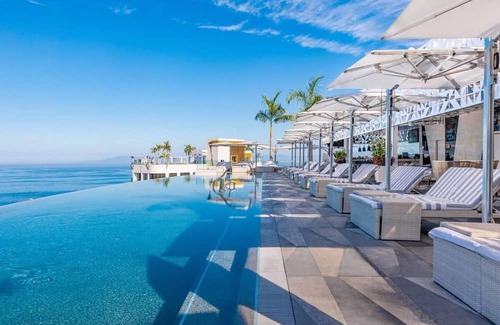 South Shore Hotel Area Apartment | Mousai Puerto Vallarta:5-Diamond Ocean View 2 Bedroom Suite