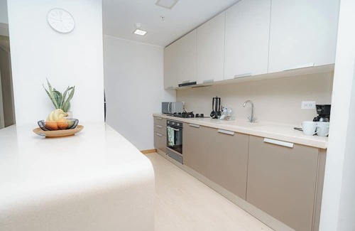 Tumba Vieja Apartment | Luxury 2BR Cityview apt, parking and balcony