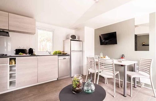 Cap d'Agde House | Camping 4 étoiles - Parc aquatique - ccaffgb