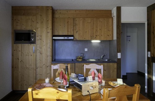 Autrans-Meaudre-en-Vercors Apartment | Balcony, parking, tv, 45-50m², Autrans