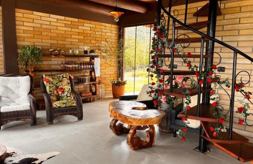 Jacinto Machado Cabin | Chapahalls